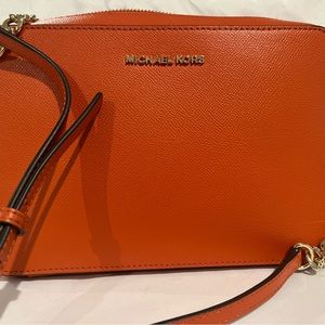 Michael Kors Crossbody